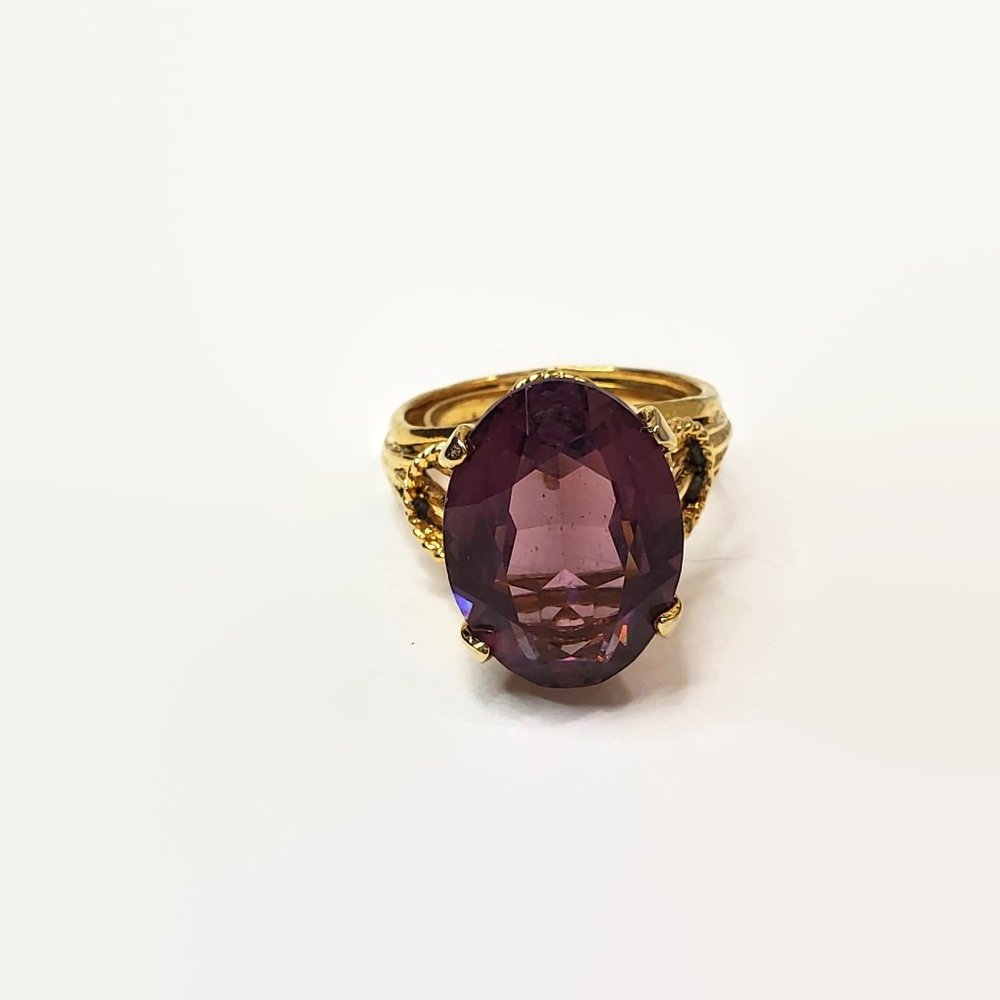 Vintage Cellini Faceted Purple Glass Gold Tone Statement Ring Size 7